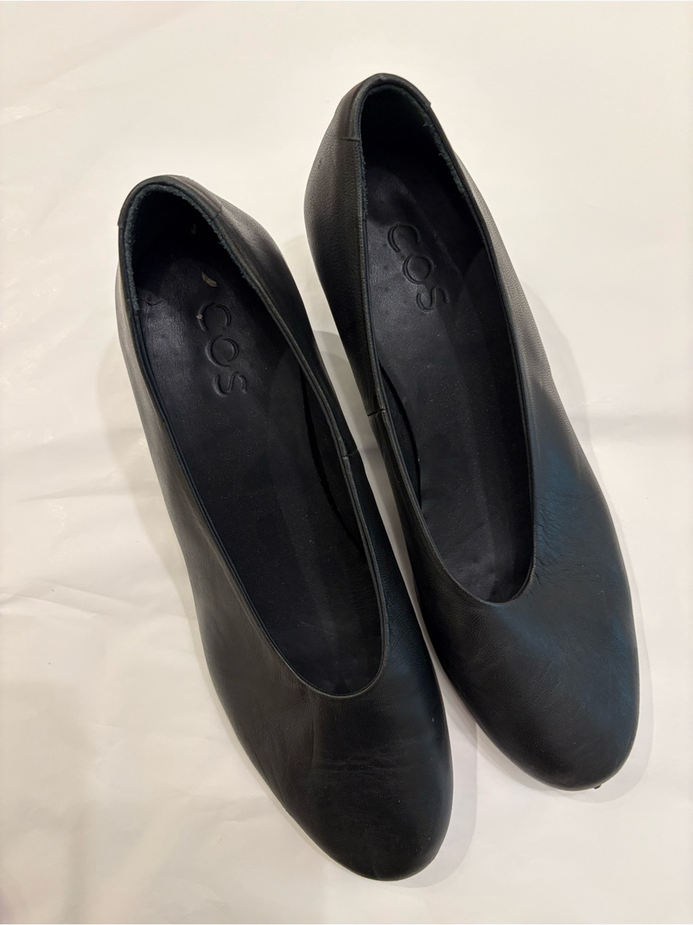 COS Black Leather Rounded-Toe Ballet Flats